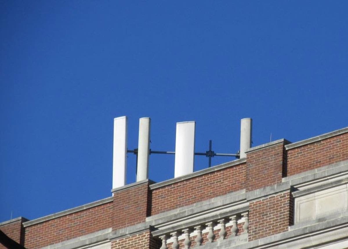 Wireless Realty Advisors Home image Landlord services hero bk 3 - Landlord Services